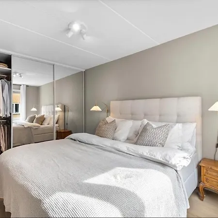 Апартаменты Modern In The Heart Of Осло
